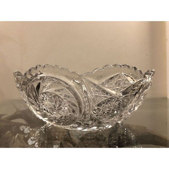 Vintage Cut Crystal Glass Serving Bowl w/ Pinwheel Star Pattern Tooth Edge - Picture 8 of 13